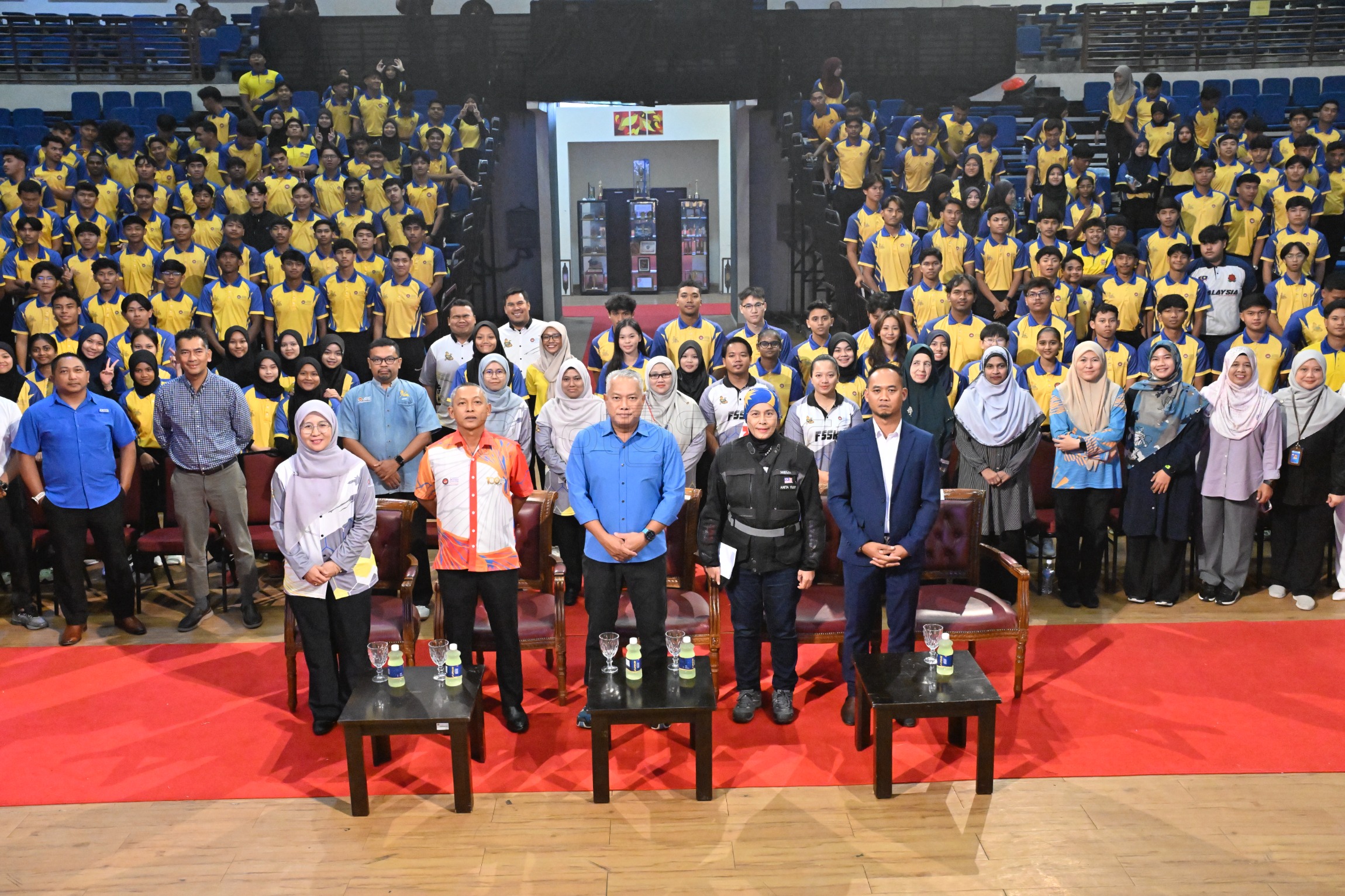 13 Feb 2026 Alumni Talk Penyerahan Bendera UPSI Daripada Cikgu Anita Yusof  Alumni UPSI 